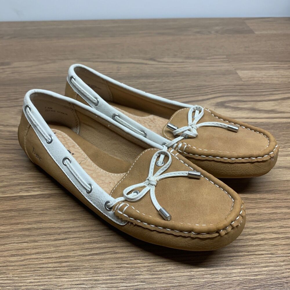 Born BOC Concept Driving Moccasins Womens Size 7.5M Slip-On‎ Two-Tone Boat Shoes